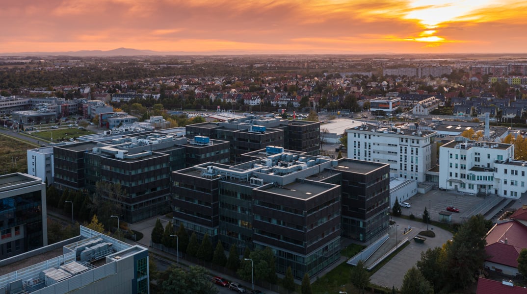 Biura Base3, Wrocław - biura na wynajem