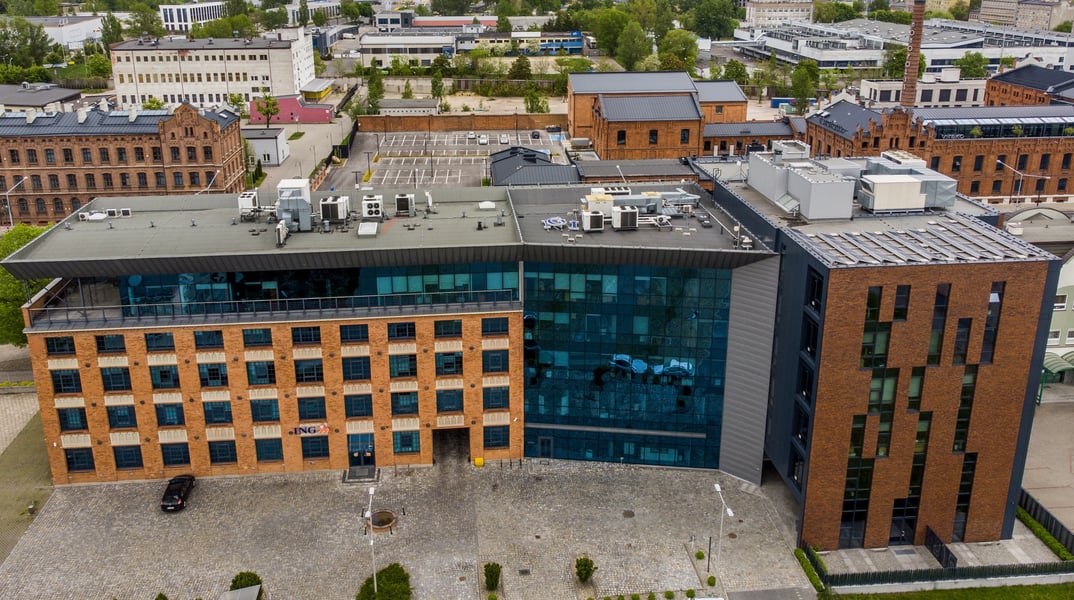 Offices Centrum Biznesu Kopcińskiego 79, Łódź - offices for rent