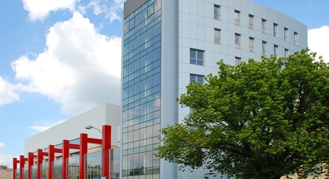 Centrum Handlowe Szembeka, Warszawa - offices for rent
