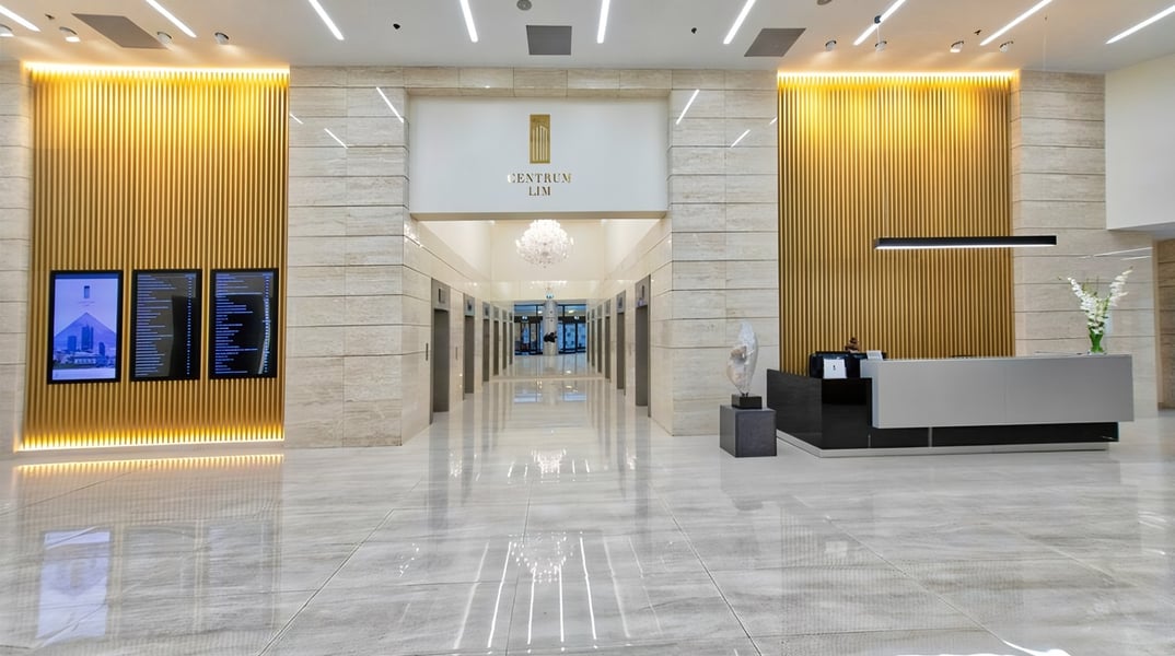 Offices Centrum LIM, Warszawa - offices for rent