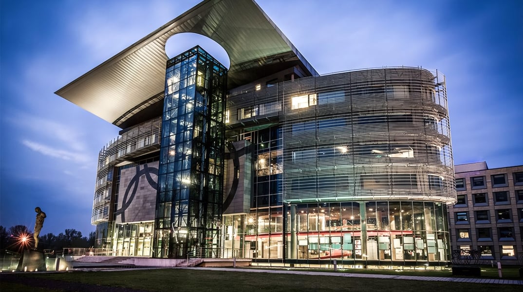 Biura Centrum Olimpijskie, Warszawa - biura na wynajem