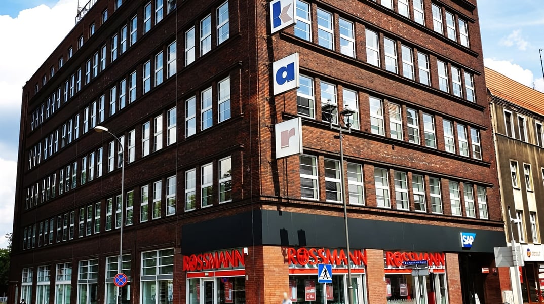 Biura Dom Handlowy IKAR, Gliwice - biura na wynajem