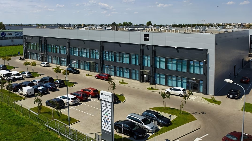 Biura Ideal Distribution Center, Warszawa - biura na wynajem
