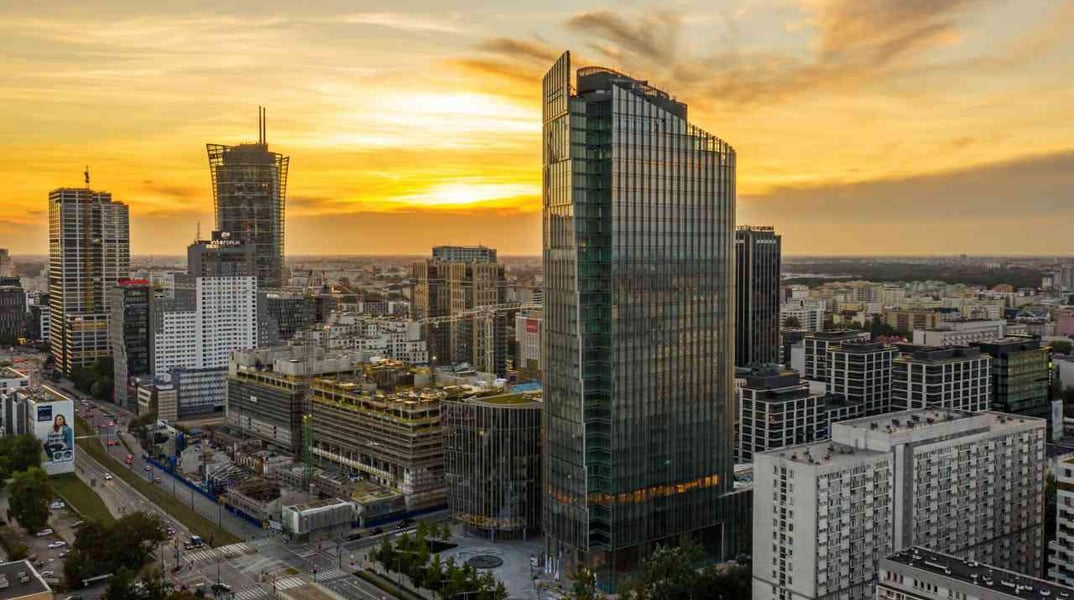 Biura Mennica Towers, Warszawa - biura na wynajem