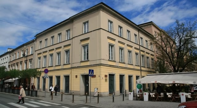 Nowy Świat 32, Warszawa - biura na wynajem
