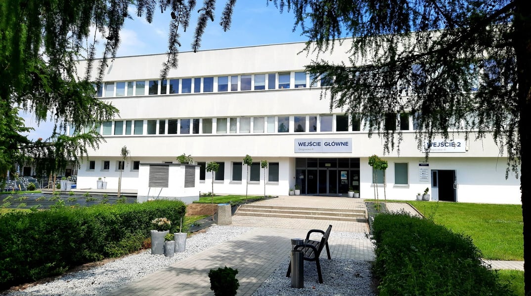 Offices Opolskie Centrum Logistyczne - biurowiec, Opole - offices for rent