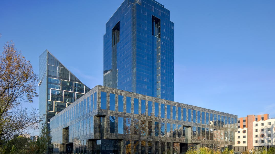 Biura V Tower, Warszawa - biura na wynajem