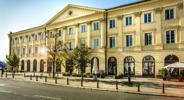 Wierzbowa Business Center, Warszawa - biura na wynajem
