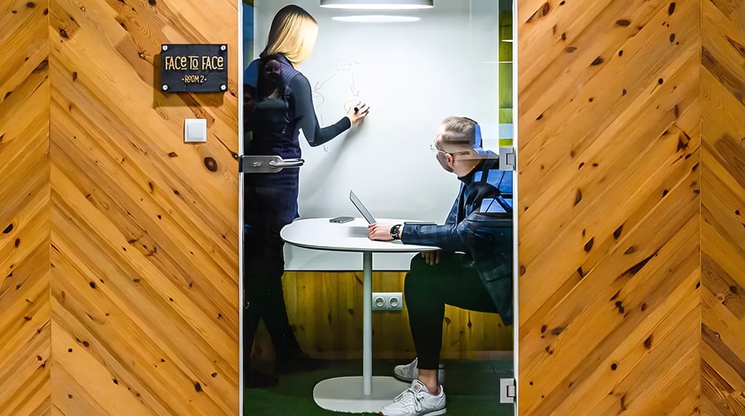 Brain Embassy Postępu, Warszawa