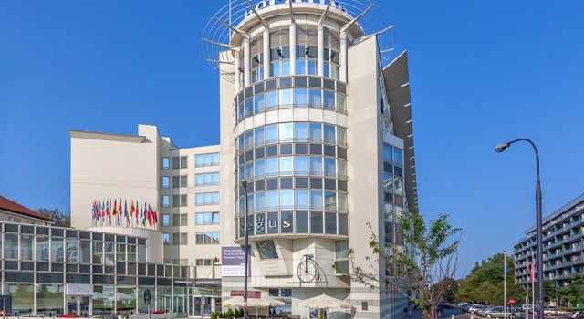 Regus Sheraton Plaza, Warszawa - coworking spaces for rent