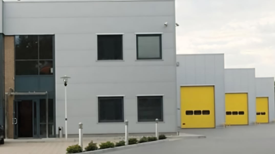 Magazyny Agmet Stągiewna, 03-117 Warszawa - magazyny do wynajęcia