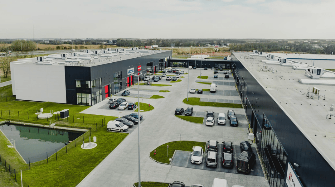 Warehouses Frontier Park Wrocław, Wrocław - warehouses for rent