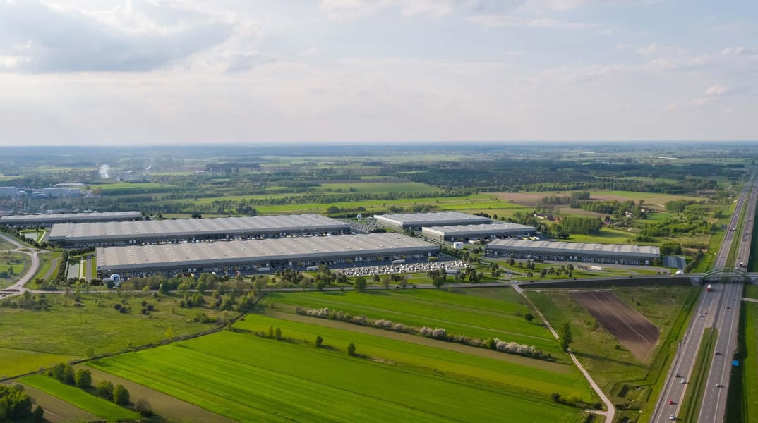 Warehouses Mountpark Stryków, Polska Centralna - warehouses for rent